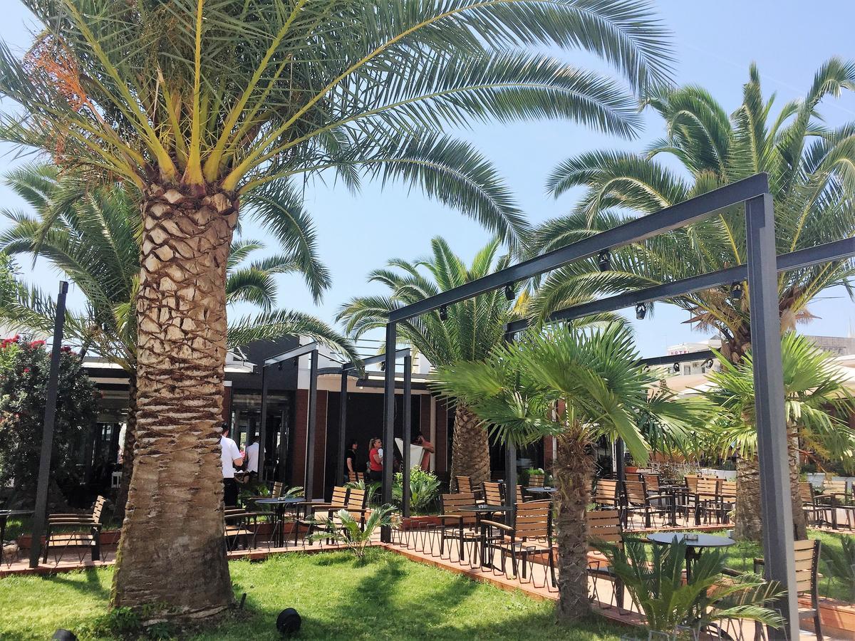 Luxury Holiday In Royal Apartment For King And Queen Σαράντα Εξωτερικό φωτογραφία